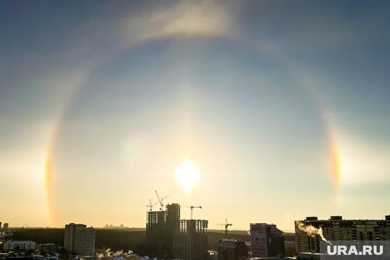 Гигантскую вспышку на Солнце обнаружили учёные