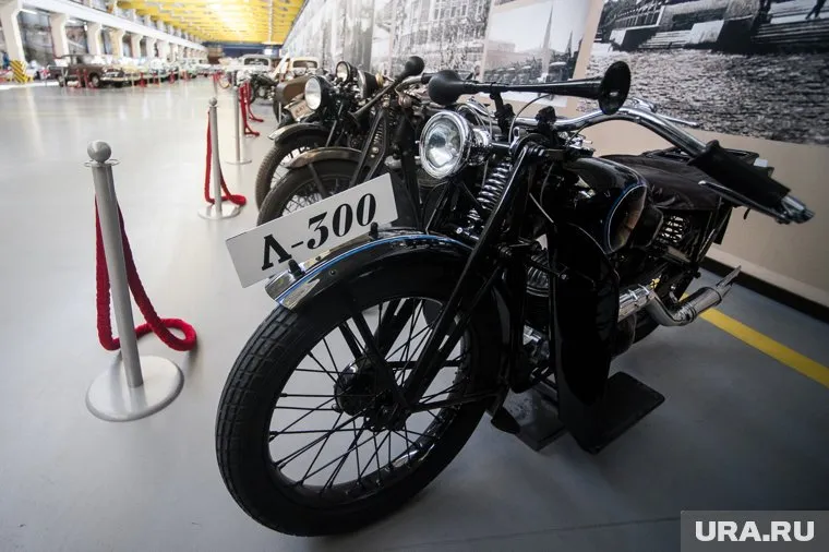 Буланов является директором музея мотоциклов много лет