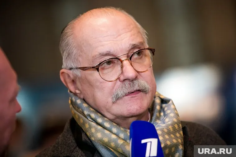 Никита Михалков призвал закрыть Ельцин Центр