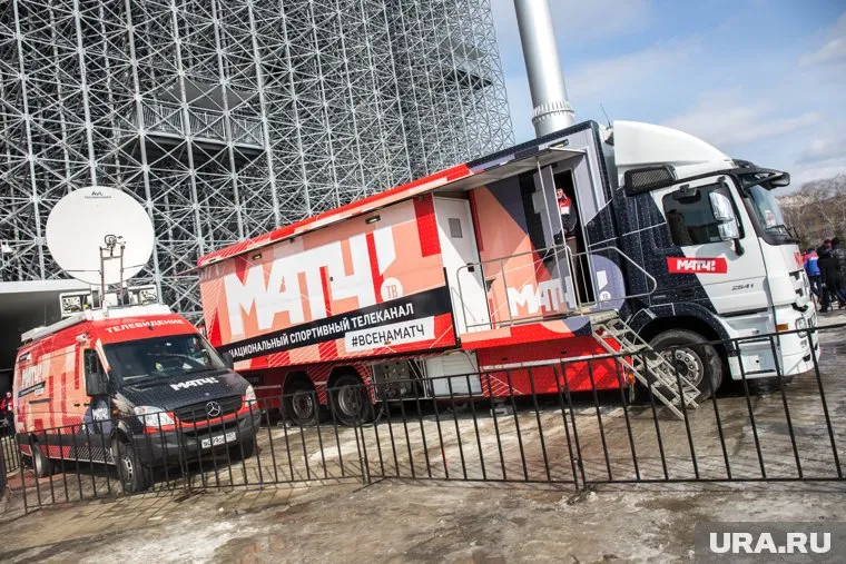 На соревнованиях работает несколько бригад единственного спортивного федерального канала