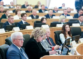 Омоложение Тюменской облдумы выливается в конфликт