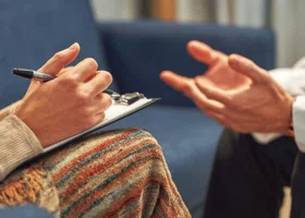 Онлайн или по телефону: где тюменцы могут получить бесплатную психологическую помощь