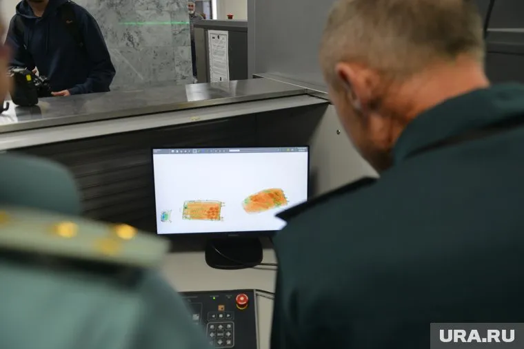 Пассажиры рейса из Шарм-Эль-Шейха пытались провезти алкоголь в ручной клади