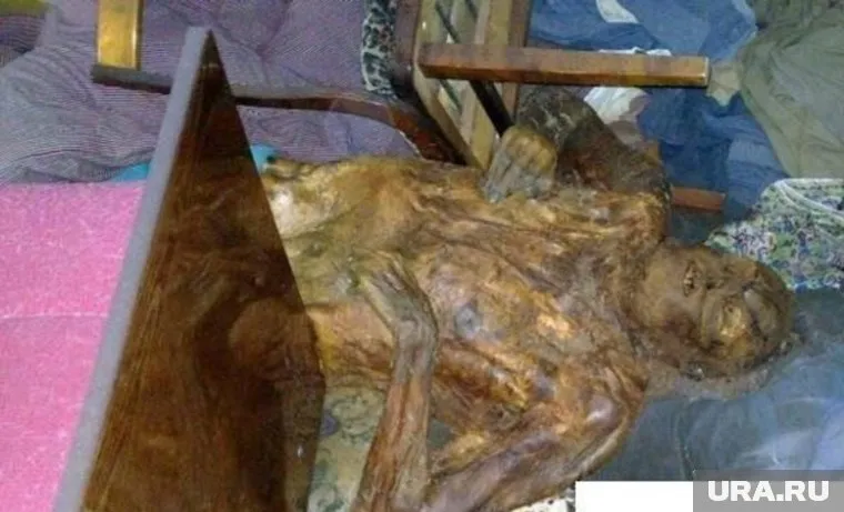 Александр Хрящев пролежал в квартире 13 лет