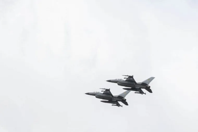 Самолет президента на участке маршрута от Аляски до России сопровождали истребители F-22 (архивное фото) 