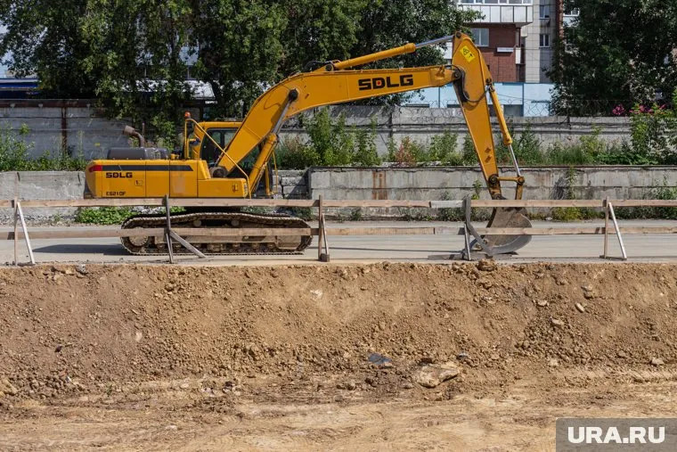 Мэрия требовала засыпать котлован и не вбивать сваи (архивное фото)
