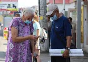 Экономист из команды Медведева: пенсии не повышают из-за жадности