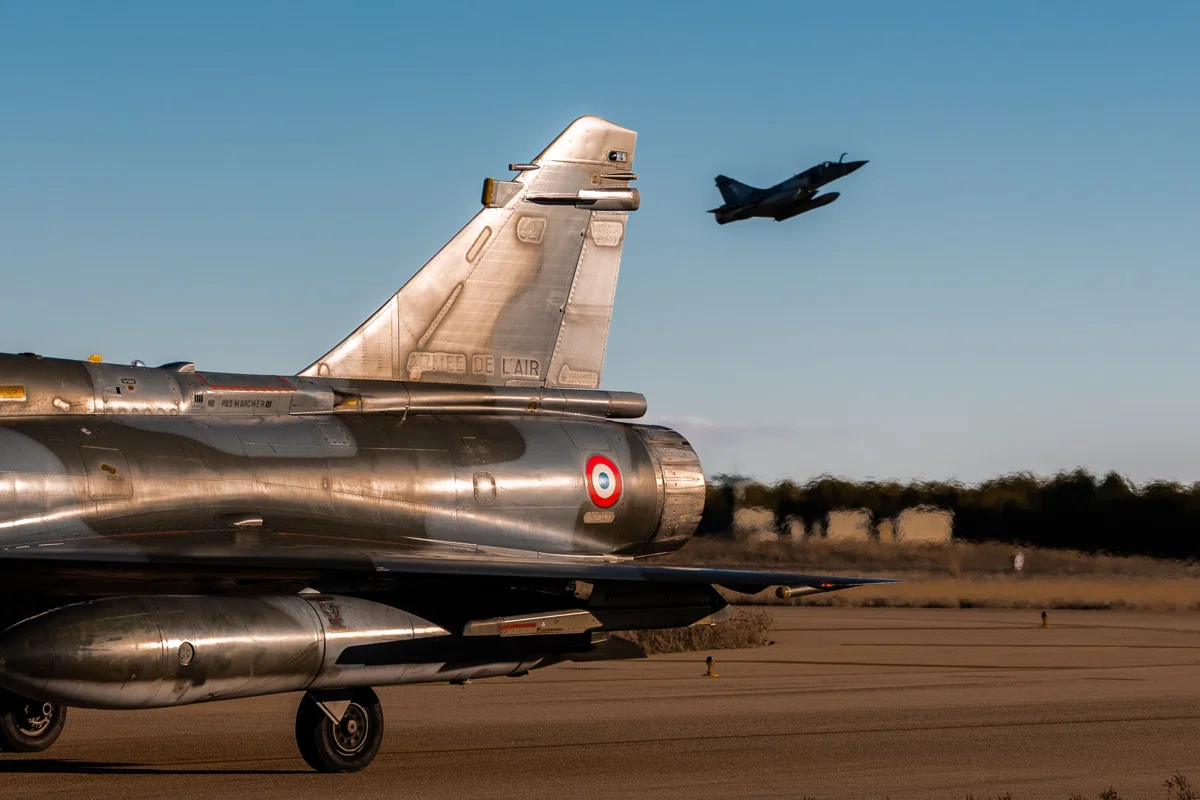 Сейчас у Киева нет денег на покупку истребителей