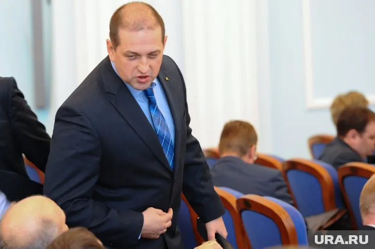 Бывший друг мэра Златоуста Вячеслава Жилина (на фото) покидает горсобрание депутатов