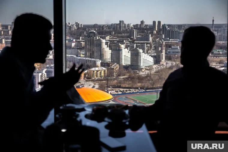 Идею сменить часовой пояс выдвинул один из жителей Екатеринбурга