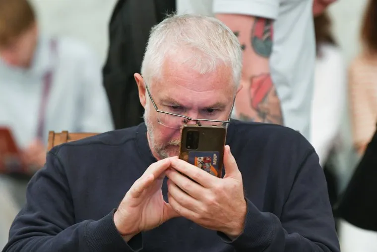 Вручение мандатов депутатам ЕГД восьмого созыва в доме Севастьянова. Екатеринбург