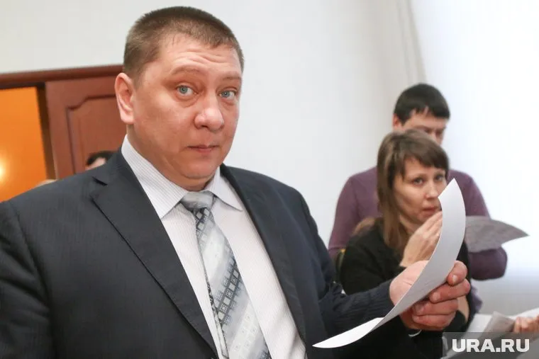 Директору департамента ЖКХ Александру Гонцову вынесли предупреждение