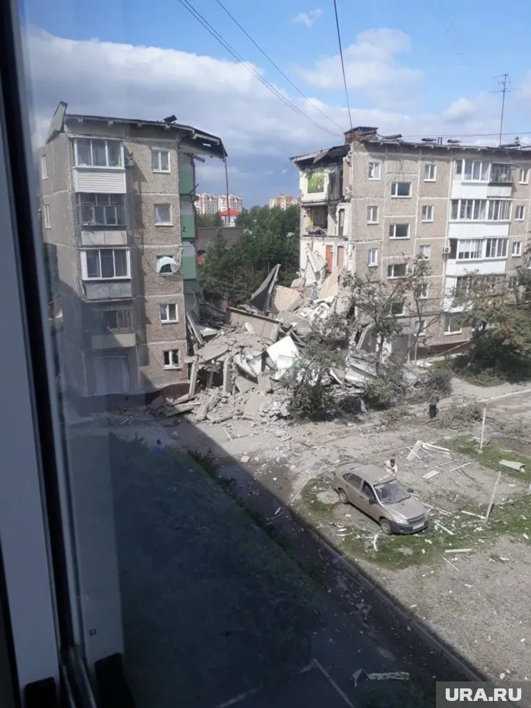 Обрушению предшествовал взрыв