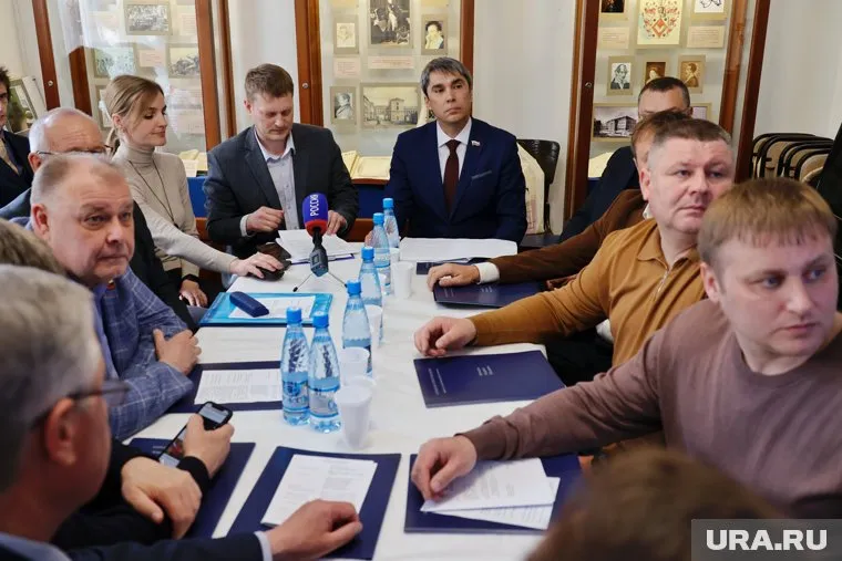 Курганские депутаты провели заседание в доме-музее Вильгельма Кюхельбекера
