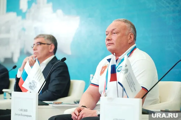 Савельев (справа) был свидетелем и подтвердил показания осужденного Ионова