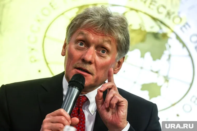 Заявления Столтенберга о ядерном оружии недопустимы, сказал Дмитрий Песков (на фото)