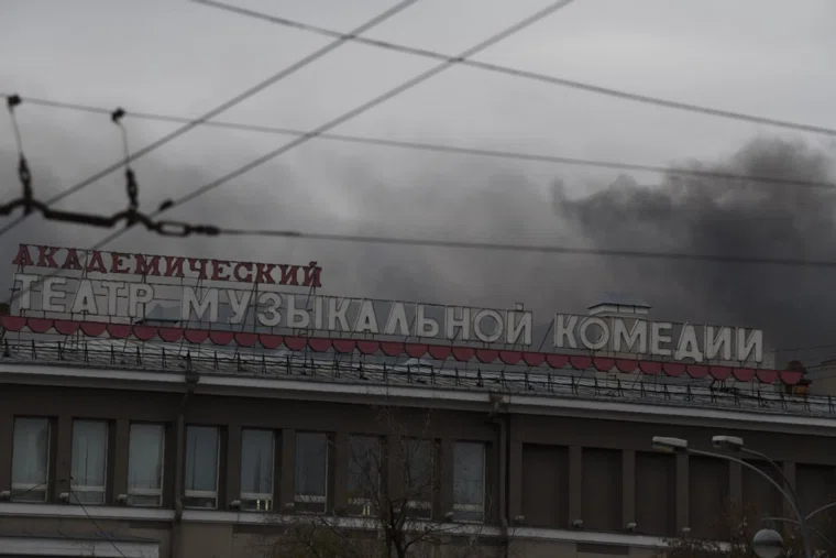 На место ЧП прибыли спасатели