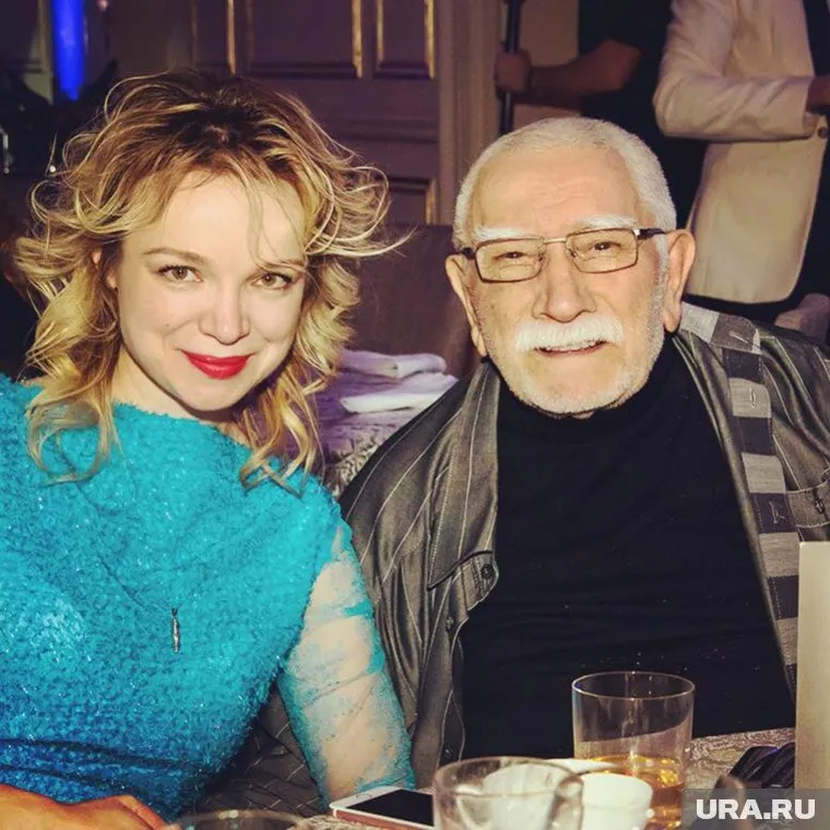 Виталина могла примириться с мужем, но не знала об этом