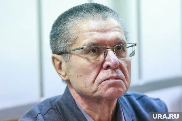 Алексей Улюкаев отсидел пять лет за взятки и вышел на свободу в 2022 году