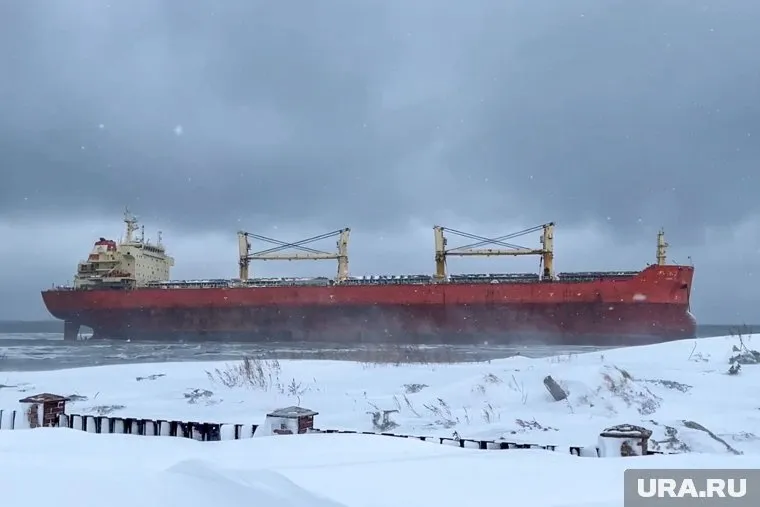 С экипажем судна «Ань Янь 2» поддерживают связь, заявил Лимаренко