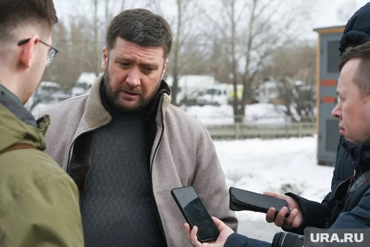 Повышение зарплат остановило отток людей на крупные стройки, сказал Евгений Поляков