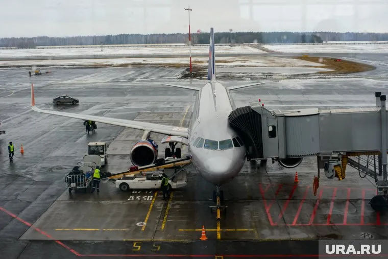 Аэропорт вернулся к штатной работе