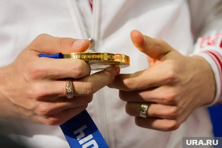 Евгений Рылов выиграл золото в плавании на Играх-2021