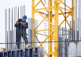 Парадокс рынка: почему в Тюмени продолжает расти дефицит кадров в строительстве