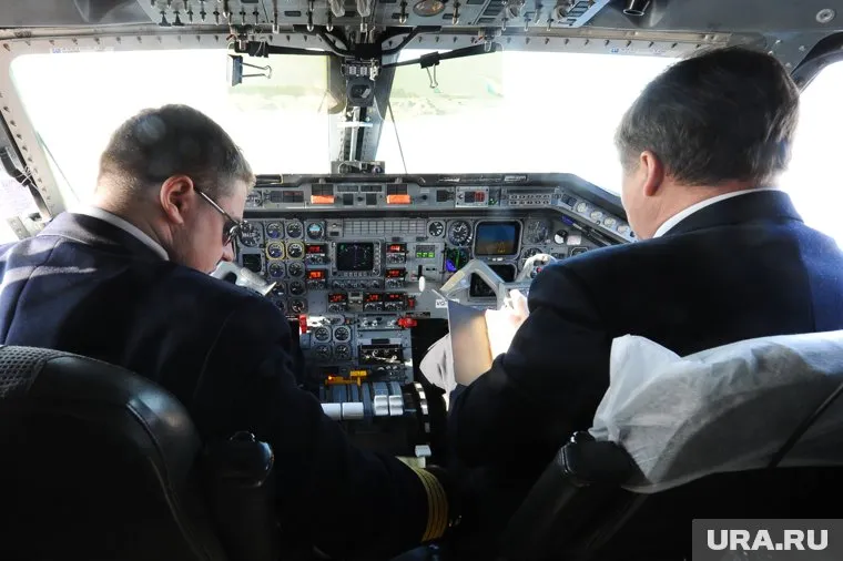МАК не раскрывает переговоры пилотов перед крушением "Боинг 737-800"