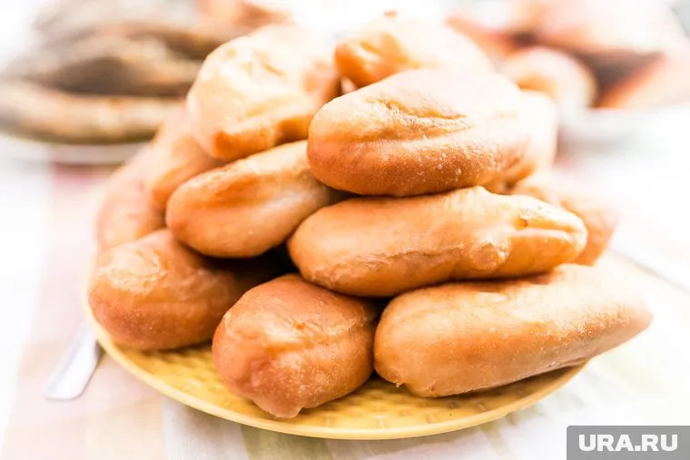 В пирожках оказалась несъедобная начинка