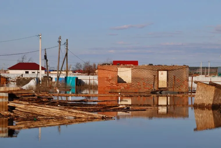 Поселок Смолино. Курган