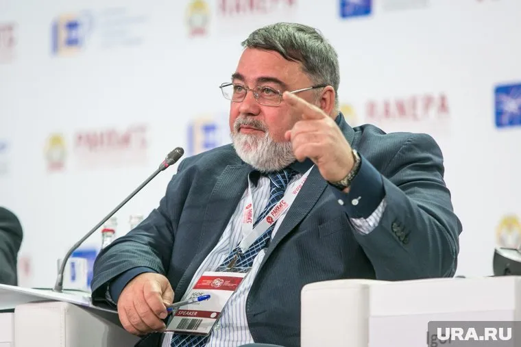 Глава ФАС Игорь Артемьев считает, что причина всему — человеческий фактор