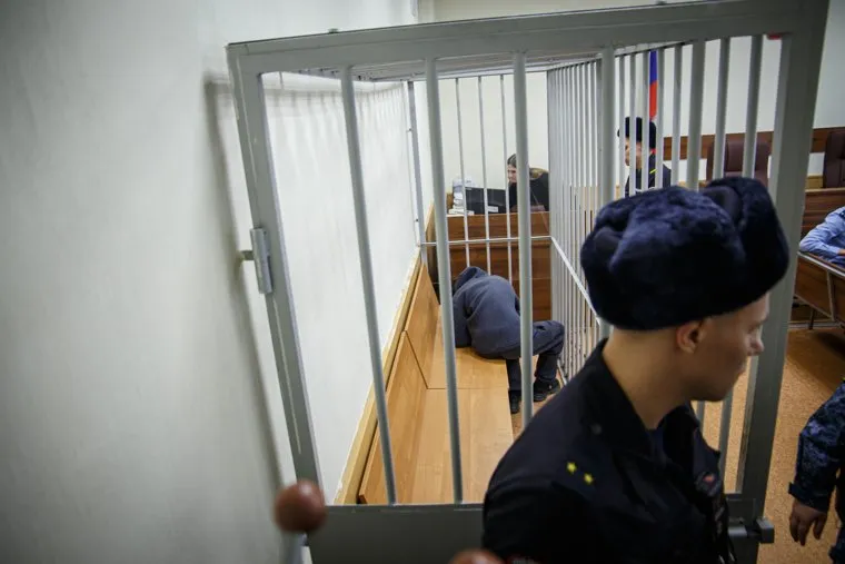 Избрание меры пресечения подростку. Екатеринбург