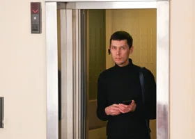 Главреду «Вечерних ведомостей» грозит арест за два поста