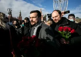 Яшин* оправдался за призыв к мирным переговорам России и Украины