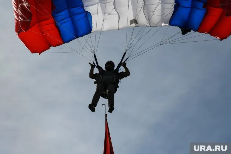 Парашютный спорт становится доступнее