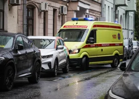 Яркий участник голой вечеринки попал в реанимацию во Франции