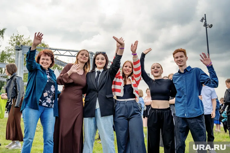 Паслер заявил, что субсидия рассчитана на проведение 140 мероприятий для молодежи