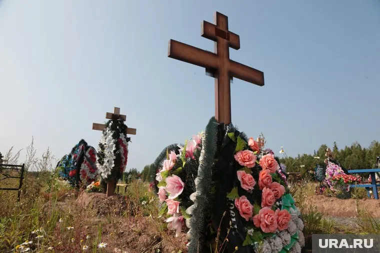 Квартира, где жила девочка, была уставлена крестами