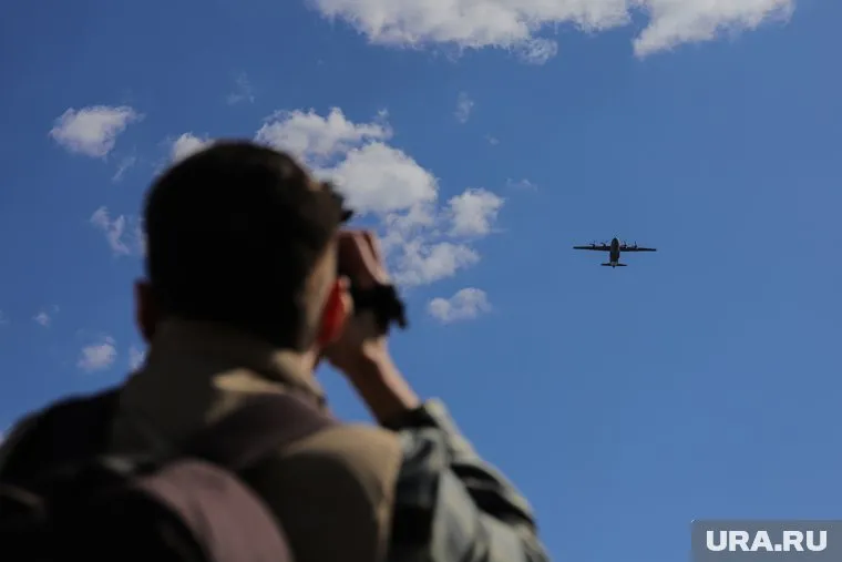 Первая репетиция воздушного парада прошла над Екатеринбургом утром 4 мая