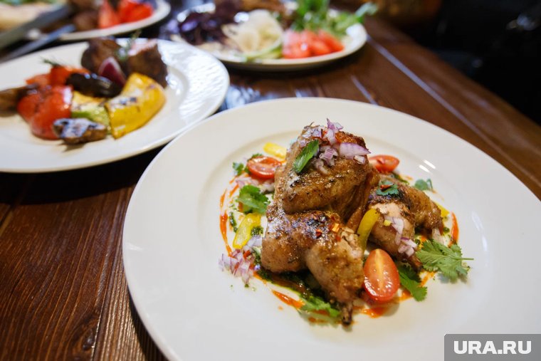 Почему зимой так тяжело просыпаться — и при чем здесь ужин