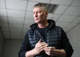 Защита Ройзмана* объяснила мягкое наказание политика за дискредитацию ВС РФ