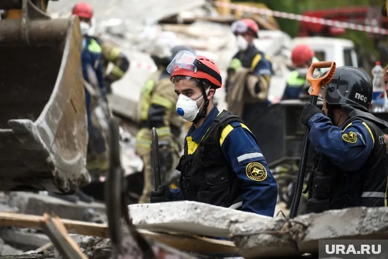 МЧС продолжает спасательные работы