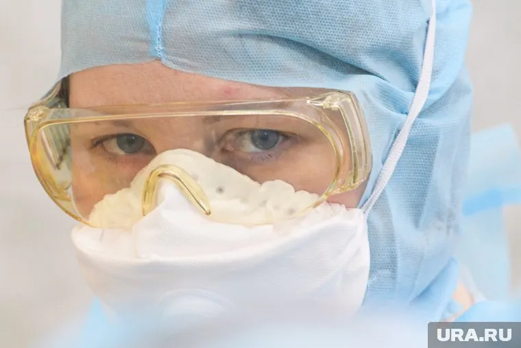 Коронавирус нашли у более трех тысяч москвичей