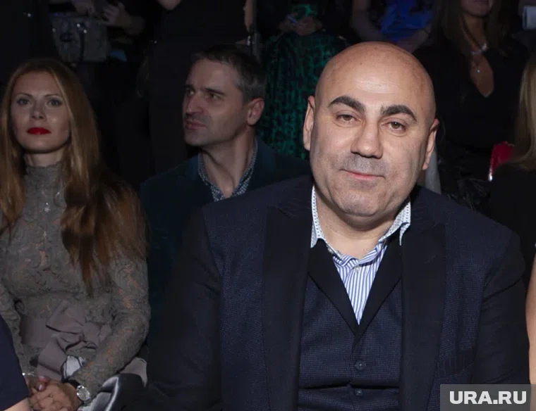 Иосиф Пригожин считает, что Лариса Долина на фоне скандала с продажей квартиры также является жертвой