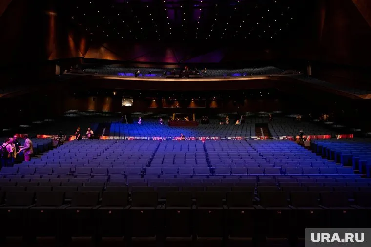 Организаторы концертов заявили, что вернут деньги зрителям