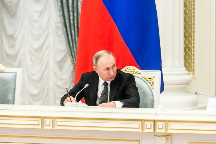 Встреча Владимира Путина с рабочей группой по внесению поправок в Конституцию РФ. Москва