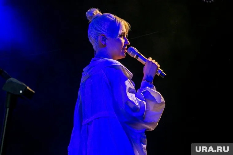 Певица анонсировала выход новой песни