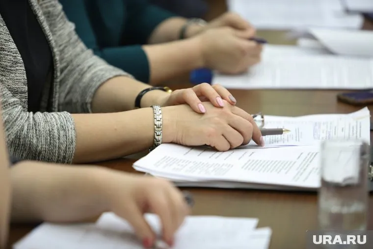 Дарья Мартын, в числе прочего, общалась с подписчиками губернатора Югры Натальи Комаровой в Instagram