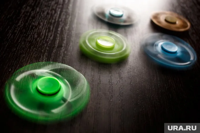 Спиннеры признали опасными для детей